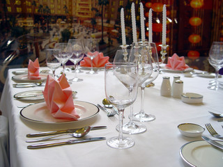 banquet table