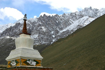 buddhist stupa in the himalayas (ladakh, kashmir,