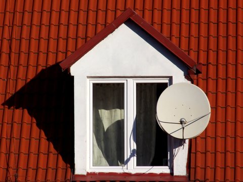 clear dish aerial