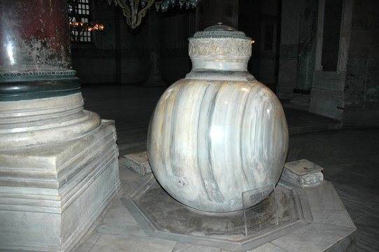 1567