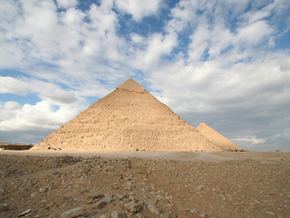Fototapeta na wymiar Piramidy w Gizie - Wielka Piramida Chefrena