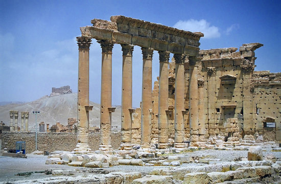 ruins of ancient city palmyra