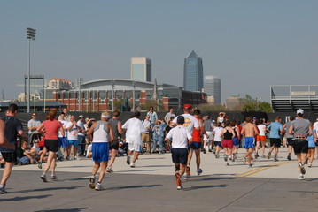 runners at race