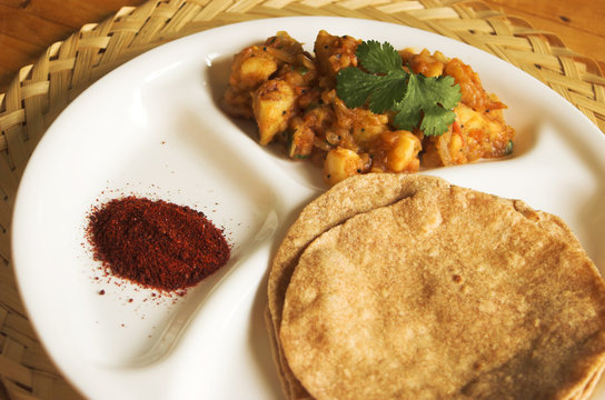 chapathi and curry (indian food)
