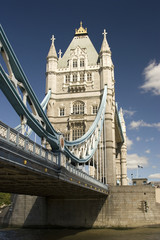 Fototapeta na wymiar Tower Bridge w Londynie