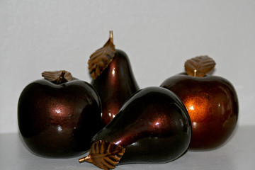 apple & pears ornament