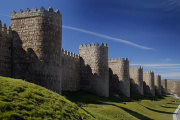 Fototapeta na wymiar Avila, Hiszpania, ściany i wieże
