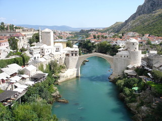 Fototapeta na wymiar le Most w Mostarze