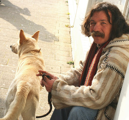 l'homme et son chien