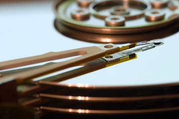 hard disk drive (hdd)