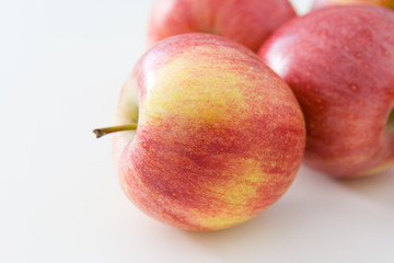 apples