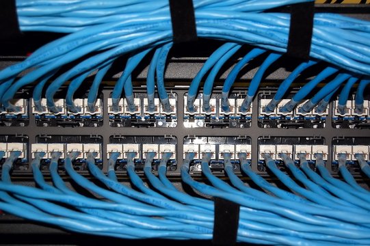 Data patch panel online