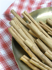 cinnamon sticks3