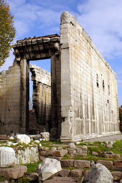 wall of roman temple