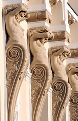 neptun statue © Olaru Radian