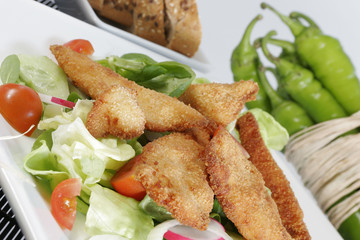 hühnerstreifensalat