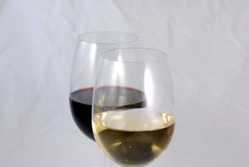 red and white wine