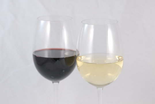 white wine and red wine