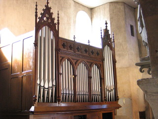 orgue dans une église