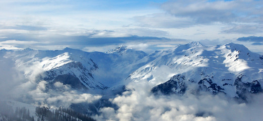 Fototapeta na wymiar Alpy Francuskie