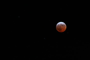 Obraz na płótnie Canvas red moon on milan