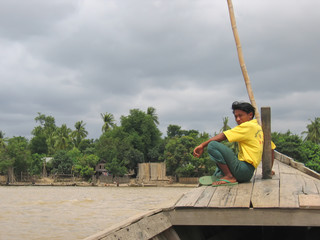boat with a birman crossing the chindwin river, hpo win daung, m