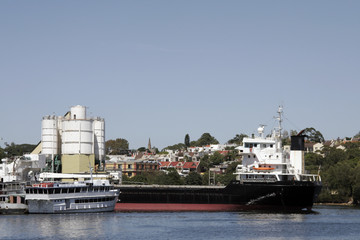 Fototapeta na wymiar cargo ship