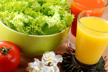 fresh juice and vegetables