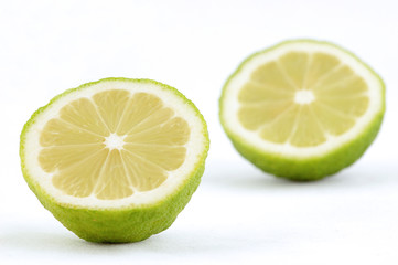 Fototapeta na wymiar demi citrons