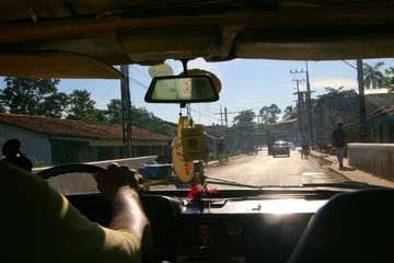 driving along, cuba