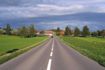 Naklejka premium sunny road perspective
