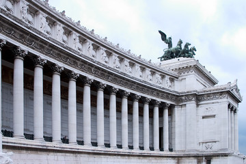 vitorrio emanuelle ii monument - rome