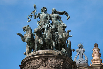 Obraz premium stutue in dresden, germany