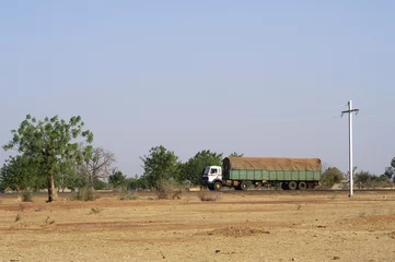 Gordijnen transport routier © Gilles Paire