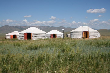 Fototapeta na wymiar Mongolska namioty