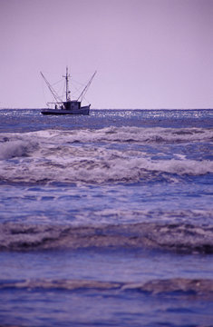 Fototapeta fishing trawler