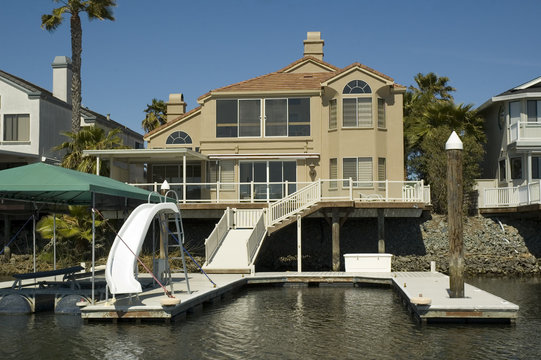 executive house on the water