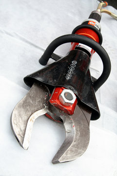 tenaille pompiers
