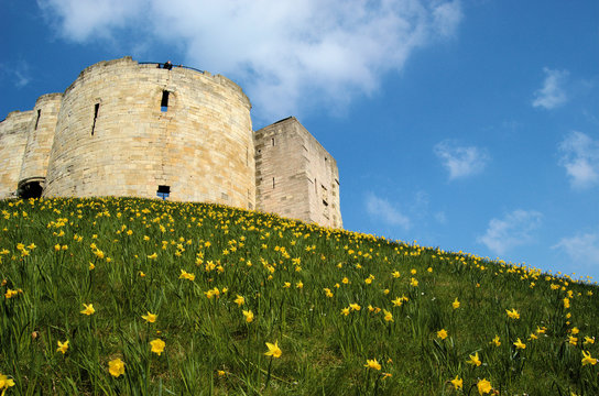 cliffords tower in springtime