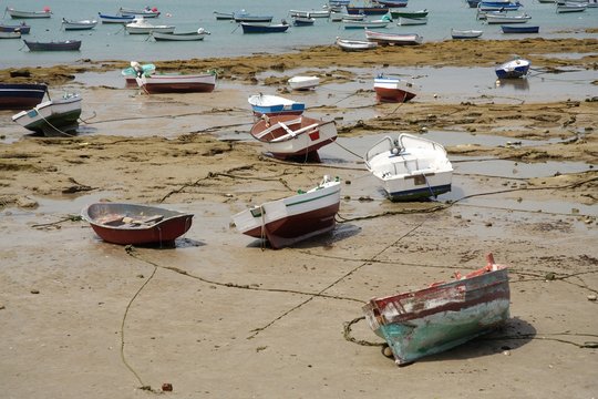 Imagens de Stranded – Explore Fotografias do Stock, Vetores e Vídeos de ...
