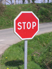 0784 - panneau routier stop