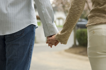 couple holding hands