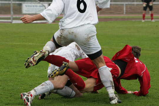 Foul Auf Dem Fußballplatz