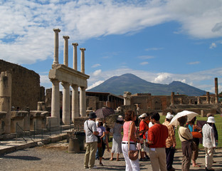 pompei, ruins from the vulcano eruption - 2808966