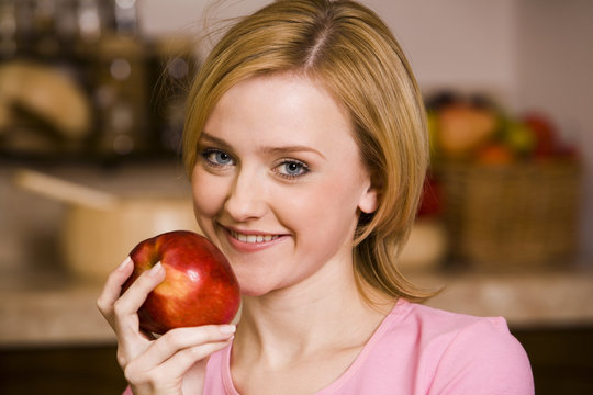 girl with an apple