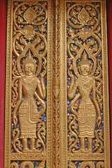 Fototapeta na wymiar Okna świątyni