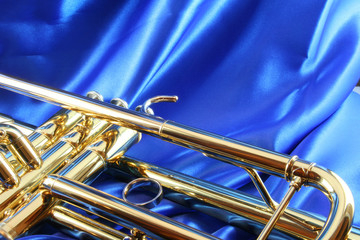 gold trumpet
