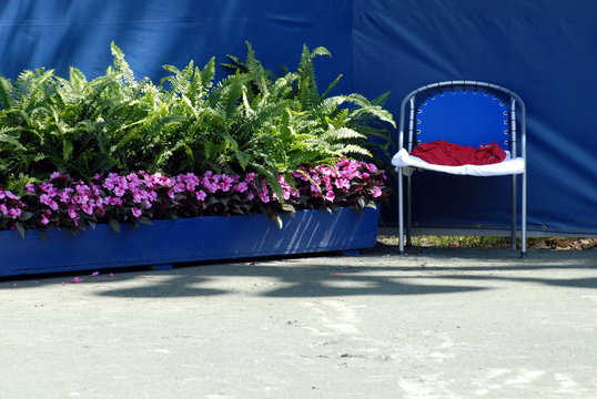 tennis court decoration
