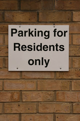 Fototapeta na wymiar Mieszkańcy tylko znak parking