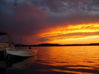 lake storm approaching